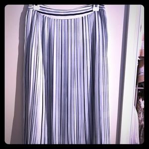 Pleated midi skirt